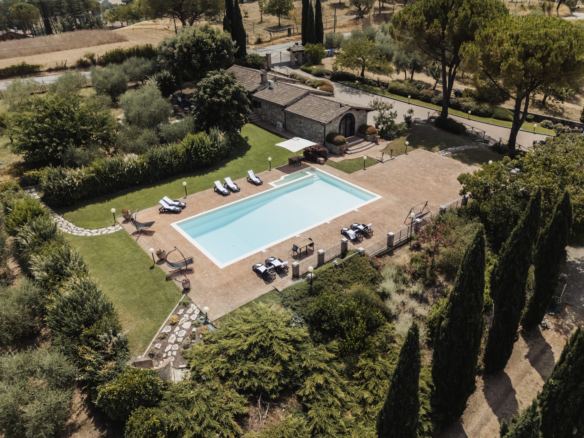 Struttura e piscina